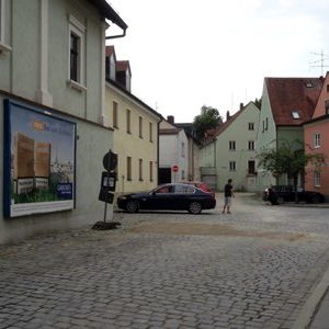 Emil-Ott-Str. 9 - Alter Markt      "P"