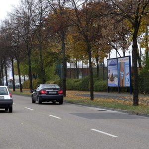 Straubinger Str. 21 a - Schule Hohes Kreuz