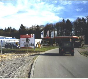 Im Gewerbepark 11 - Seite Gewerbepark