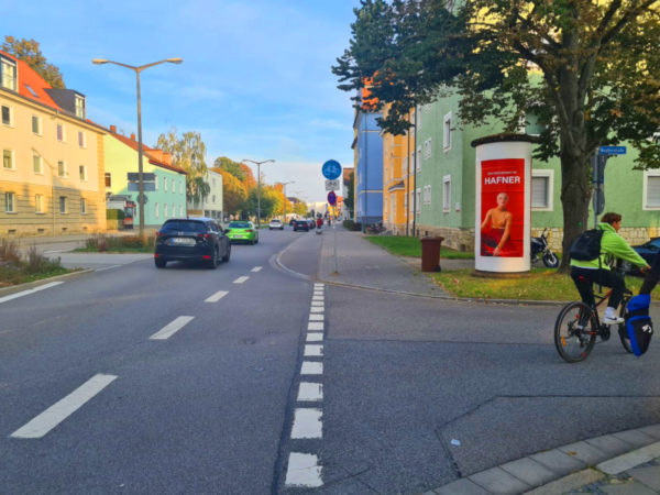 Adolf-Schmetzer-Str. - Neufferstr.       3.40/4.20