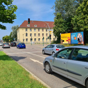 Landshuter Str.- Ecke Zeißstr.