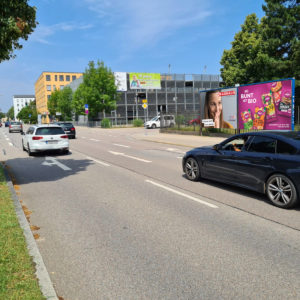 Landshuter Str. - gg. Nr. 74 d Ecke Daimlerstr.