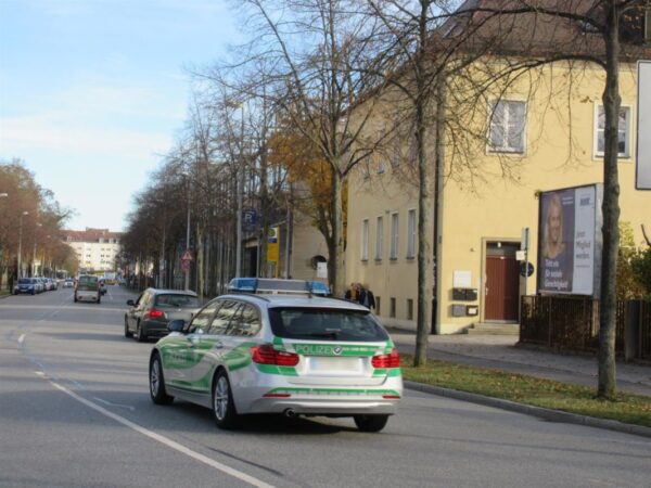 Bahnhofstr.   6 re.