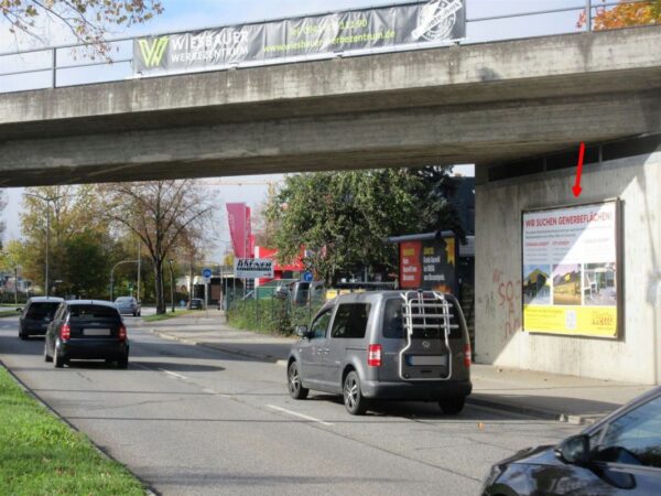 Straubinger Str./B8, 2. DB-Brücke saw.