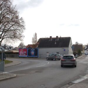 Weichser Weg/Holzgartenstr/nh. E-center im DEZ/geg. Einf PH